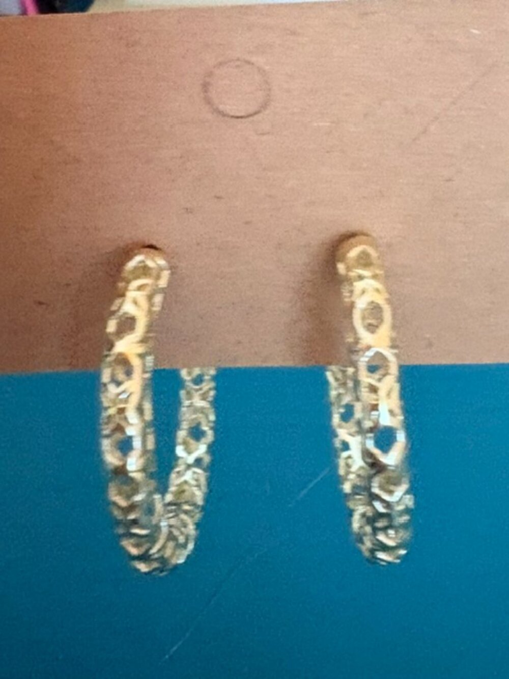 Kendra Scott Maggie Hoop Earrings in Fillagree - Medium - Picture 3 of 5